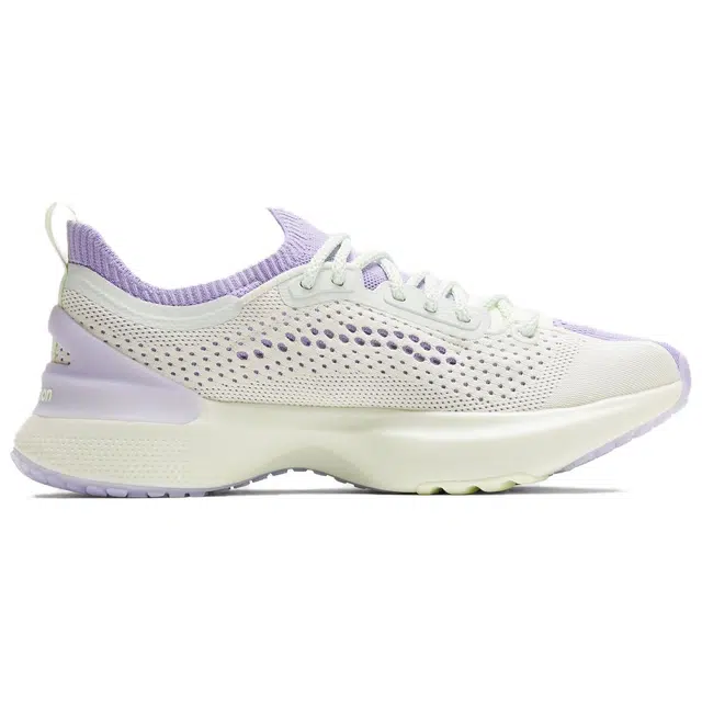 lululemon Chargefeel 3