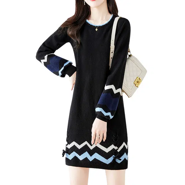 丝柏舍 撞色波浪条纹针织裙短款显瘦圆领长袖连衣裙 女款