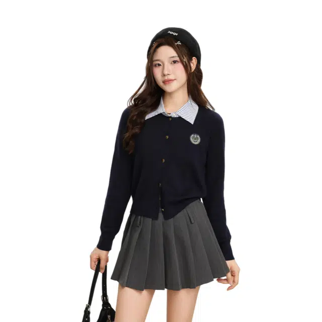 柏黛妃 学院风撞色假两件翻领短款针织衫 女款 黑色