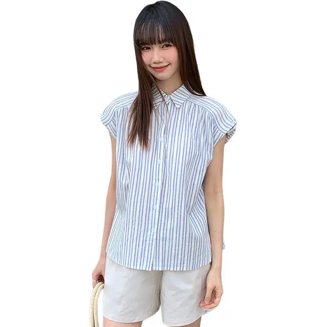 沐晓欣 休闲宽松出游穿搭条纹短袖衬衫 女款