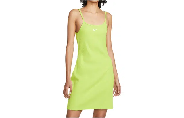 Nike Sportswear Essential