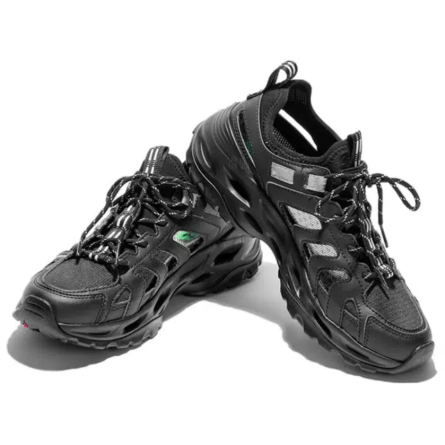 探路者 户外涉水 防滑透气 溯溪鞋 男款 黑色