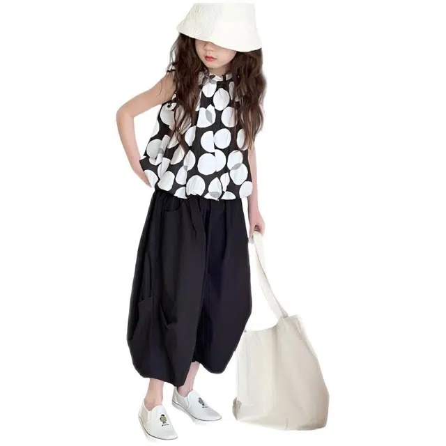 木木兔休闲运动套装 时髦洋气无袖背心大圆点时尚女孩宽松舒适两件套