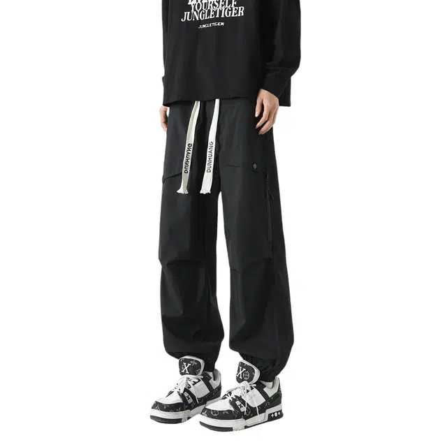 敦煌博物馆 美式街头复古机能风束脚褶皱伞兵大口袋宽松透气百搭休闲户外抽绳系带工装裤 男女同款