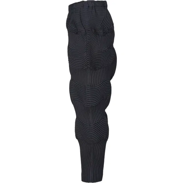 ISSEY MIYAKE FW25
