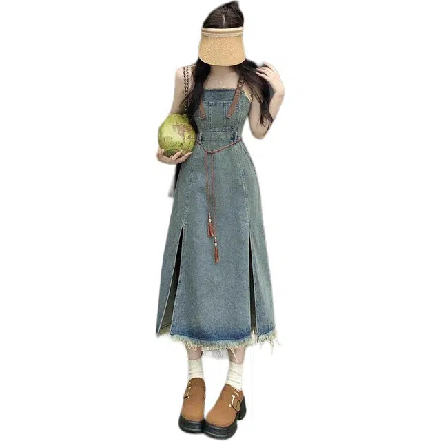 哒头下雨不愁 复古港风高级感气质修身显瘦吊带连衣裙 女款