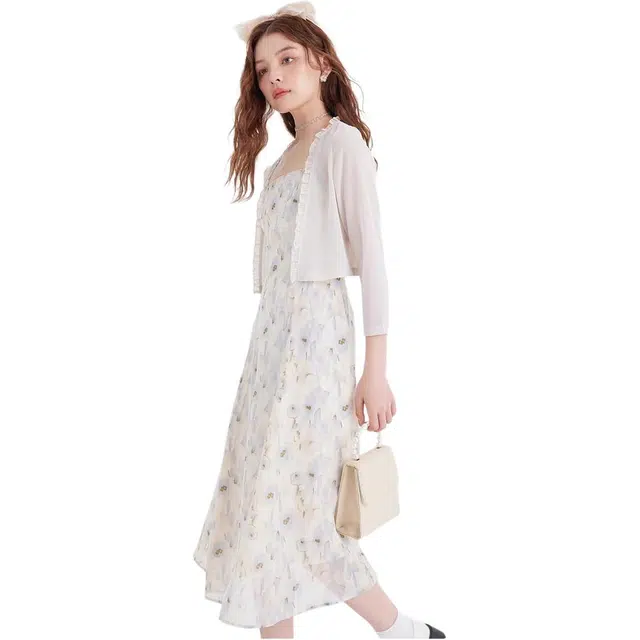 哒头下雨不愁 甜美法式罩衫碎花长裙温柔吊带连衣裙裙装套装 女款
