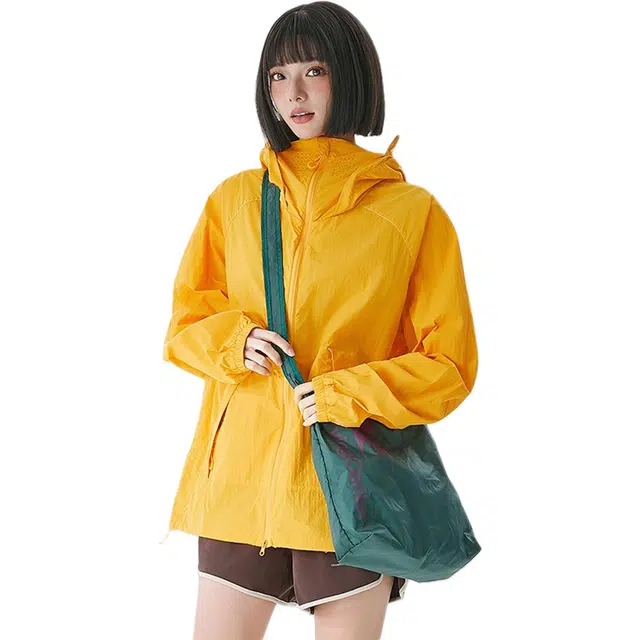 木林森 户外带防护面罩多孔透气轻薄纯色简约连帽户外徒步登山宽松休闲防晒服 男女同款