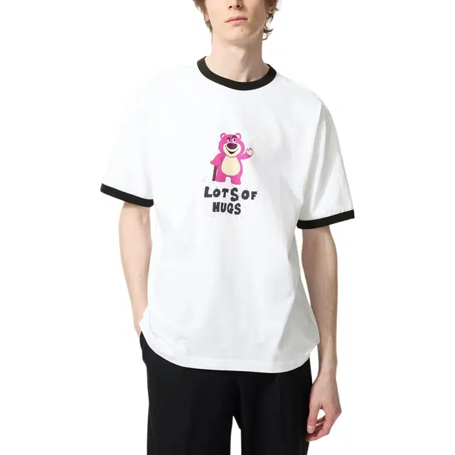 UNIQLO MAGIC FOR ALL TIMELESS T