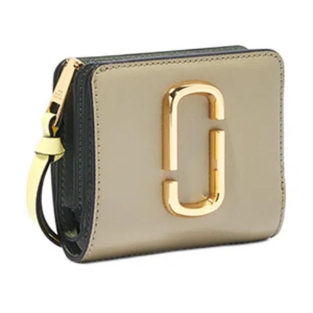 MARC JACOBS