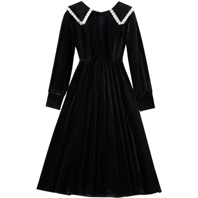 她池 赫本风灯笼袖丝绒优雅收腰长袖连衣裙 女 黑色