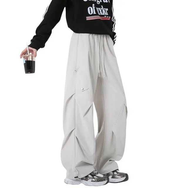 加荣 小众设计感褶皱宽松直筒裤美式高街户外阔腿裤松紧腰抽绳裤子纯色简约百搭长裤青少年潮流时尚休闲裤 男女同款