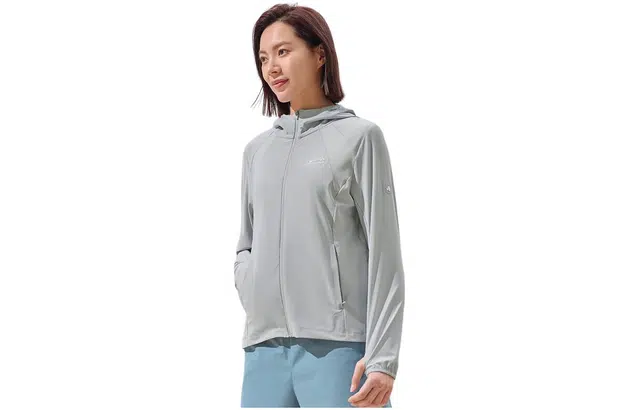 探路者 纯色修身连帽透气舒适防晒服 女款 山影灰