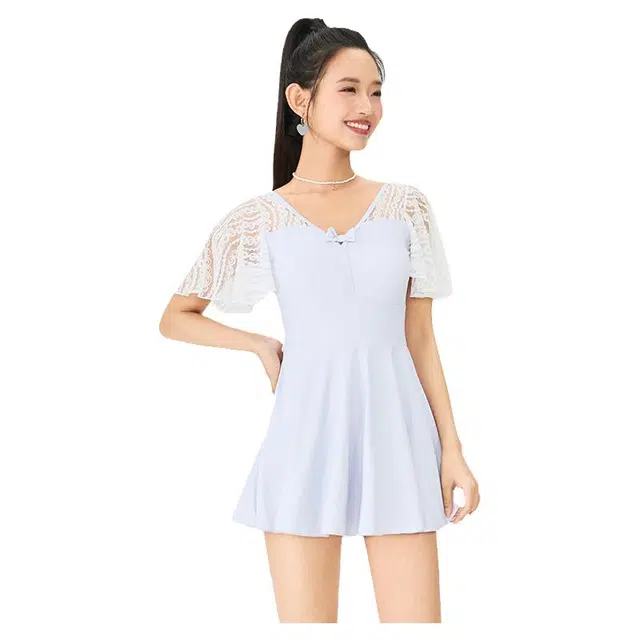 鸿星尔克 运动生活系列 小清新连体裙式泳衣泳镜泳帽套装遮肚显瘦修身游泳衣时尚休闲舒适泳装海边沙滩度假泳装 女款 浅蓝色