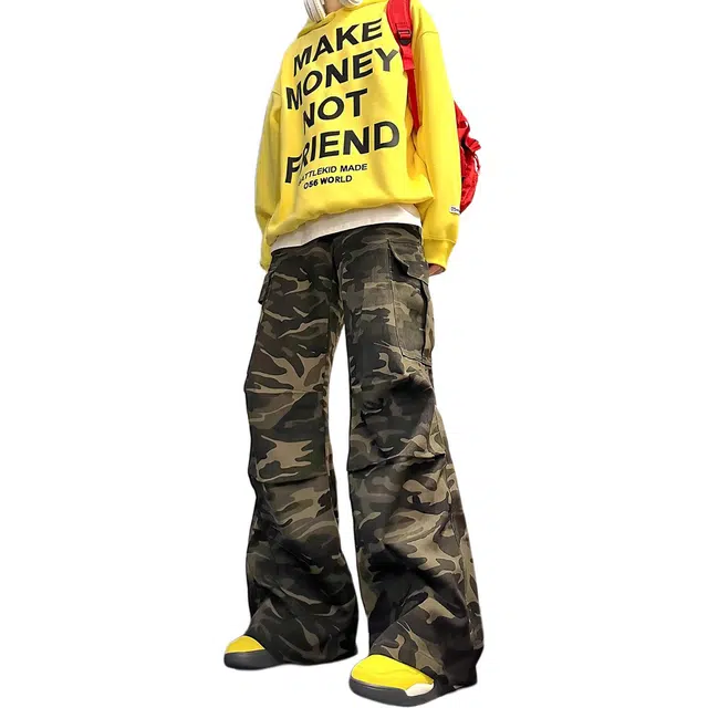 UNA RETA cargovintage