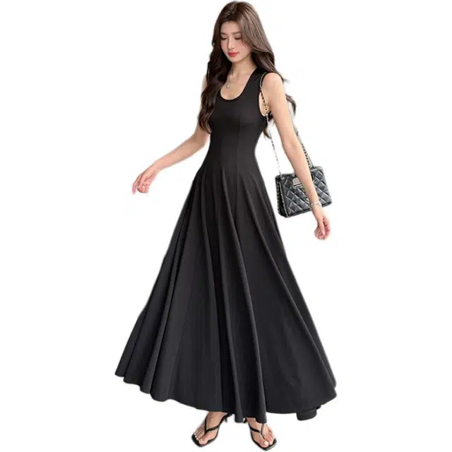 黛尔佳人 淡人穿搭法式气质女夏显瘦大摆长裙无袖连衣裙 女款