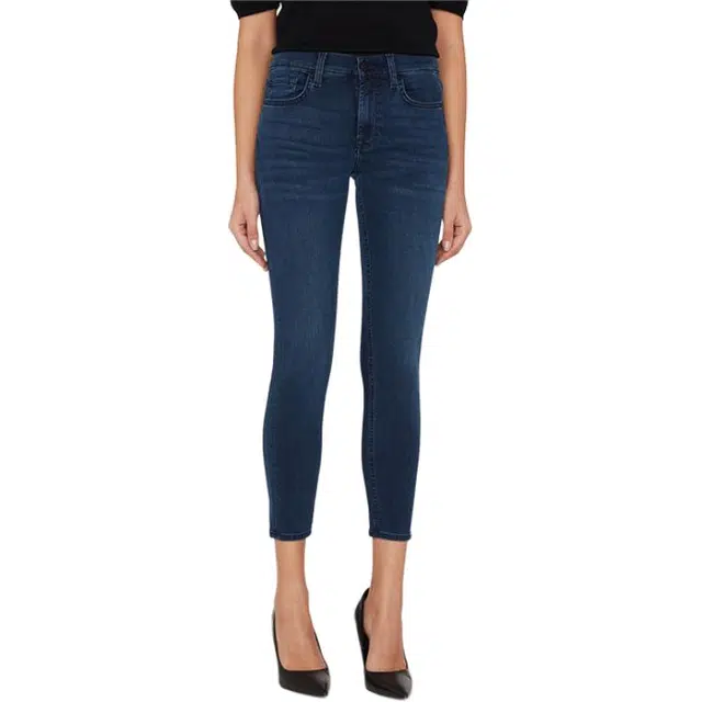 7 FOR ALL MANKIND