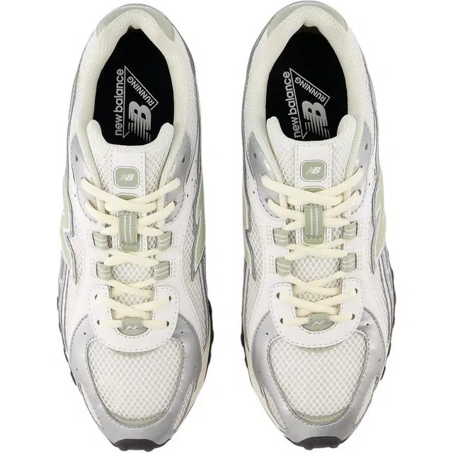 New Balance 204L Silver White