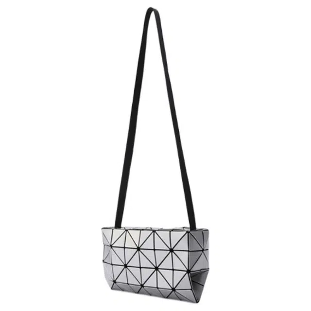 ISSEY MIYAKE Carton PVC