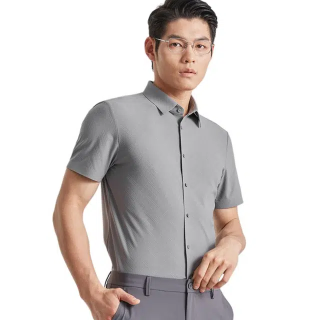 利郎 翻领肌理提花尖领修身短袖衬衫 男款