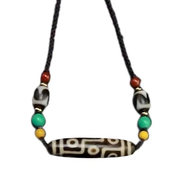 玉临门 国风民族风时尚经典百搭九眼天珠挂件复古设计 玛瑙 项链 男女同款情侣款 送 男 女朋友 七 夕礼 物 礼盒包装