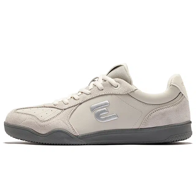 鸿星尔克 灵动 复古经典德训 耐磨透气 低帮 板鞋 男款 一度灰