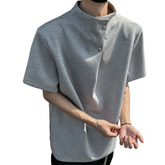 URBAN AUTHENTIC T