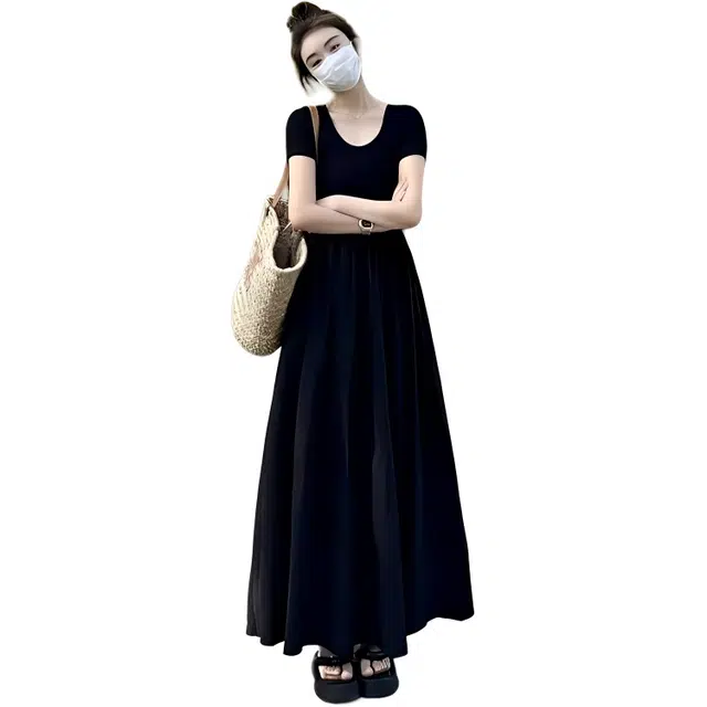 怪力萝莉 夏季法式赫本风梨型身材高级感长裙短袖连衣裙 女款