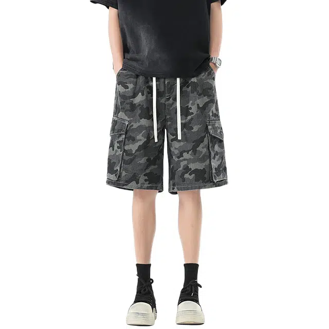 Fakeyoung