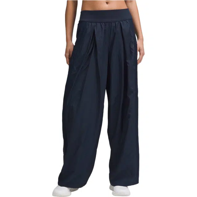 lululemon Lightweight Tennis Track Pant