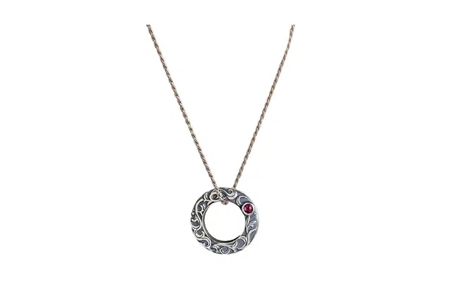 克拉日记 荆棘唐草花纹浮雕圆环平安扣 合金 项链 女款