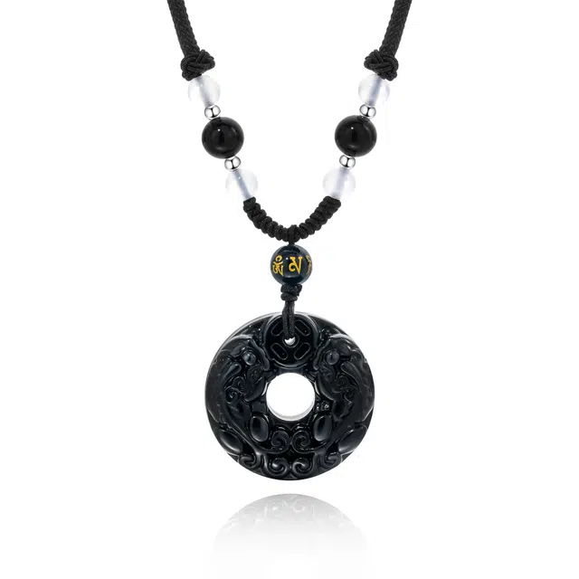 老凤祥 貔貅平安扣吊坠 新中式本命年招财纳福转运大气中性毛衣链 女朋友男朋友父亲纪念日周年礼物礼盒 玛瑙 项链 男女同款情侣款