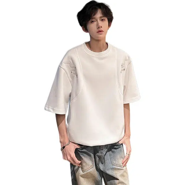 URBAN AUTHENTIC T