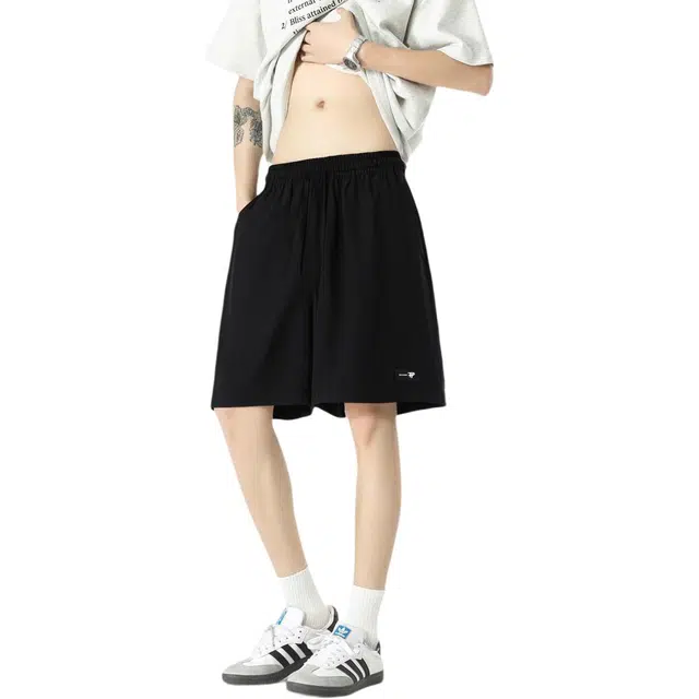 敦煌博物馆 美式复古简约纯色基础高级感宽松直筒跑步篮球运动训练五分裤薄款亲肤舒适透气字母印花百搭休闲短裤 男女同款