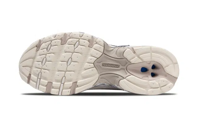 New Balance 530 Funi Brown White