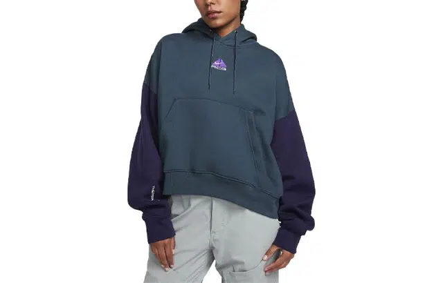 Nike ACG Therma-FIT Logo