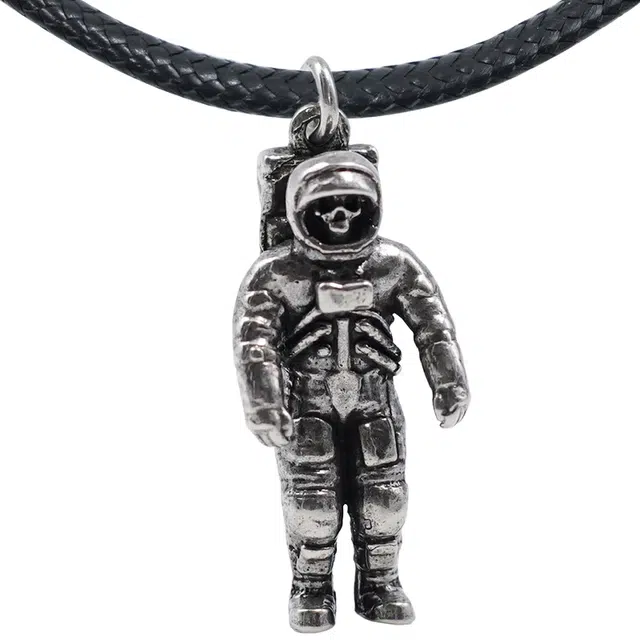 【可定制刻字】 白木黑冰 宇宙亡灵宇航员 新中式小众设计高级感 银合金 项链 男款 礼盒