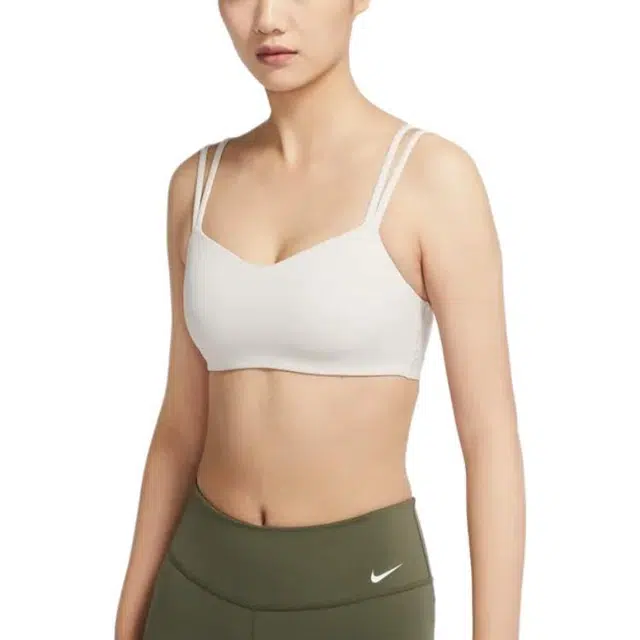 Nike Dri-FIT Alate