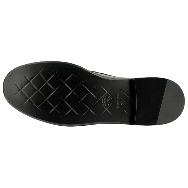 CHANEL Loafers