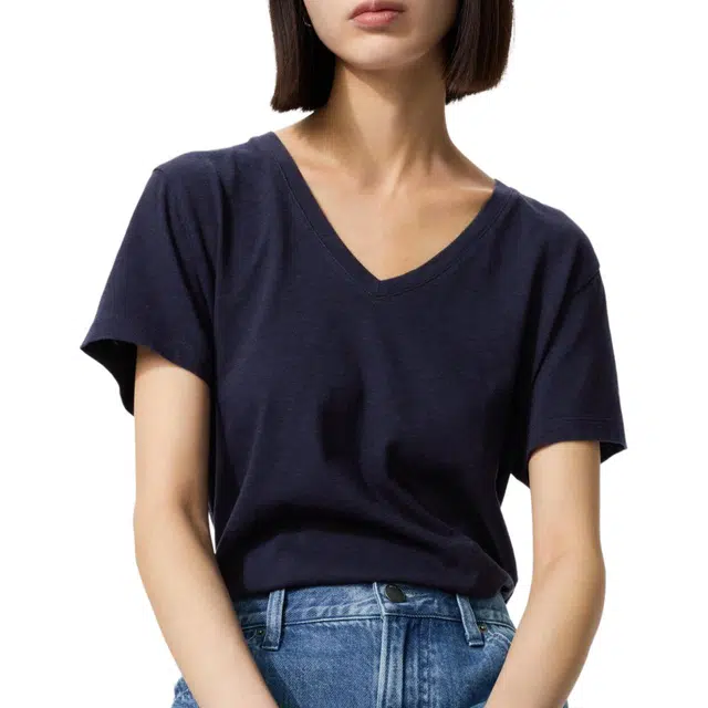 UNIQLO V T