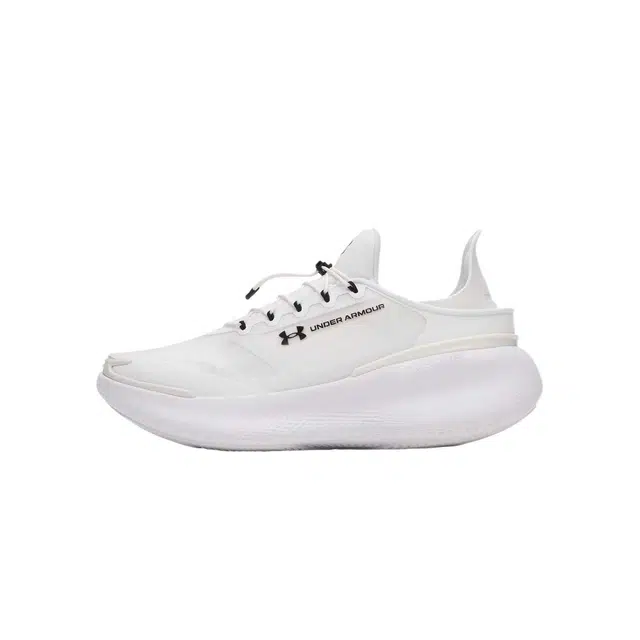 Under Armour Nova