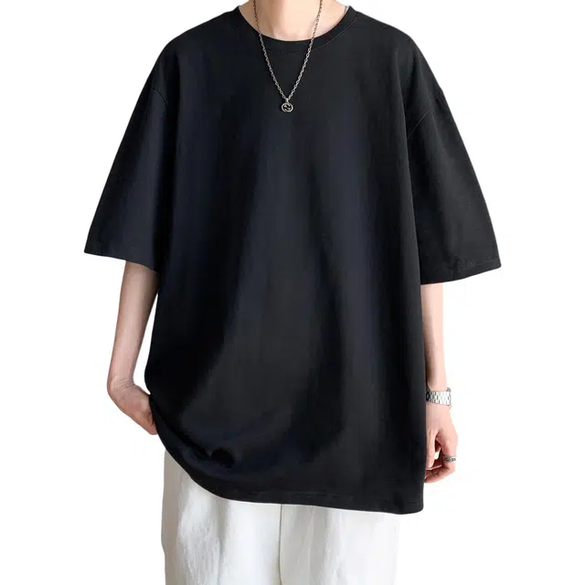URBAN AUTHENTIC T