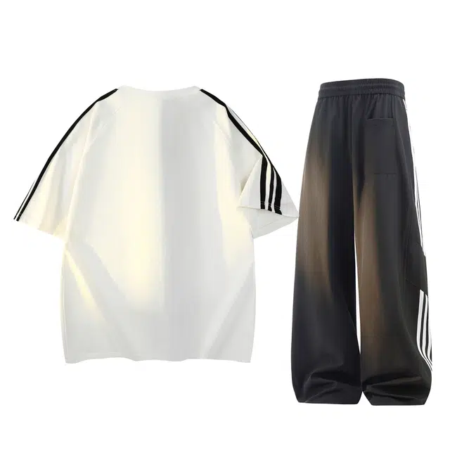 SPONGEBOB SQUAREPANTS logoT