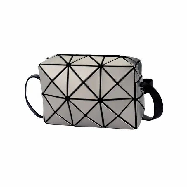 ISSEY MIYAKE CUBOID METALLIC 6