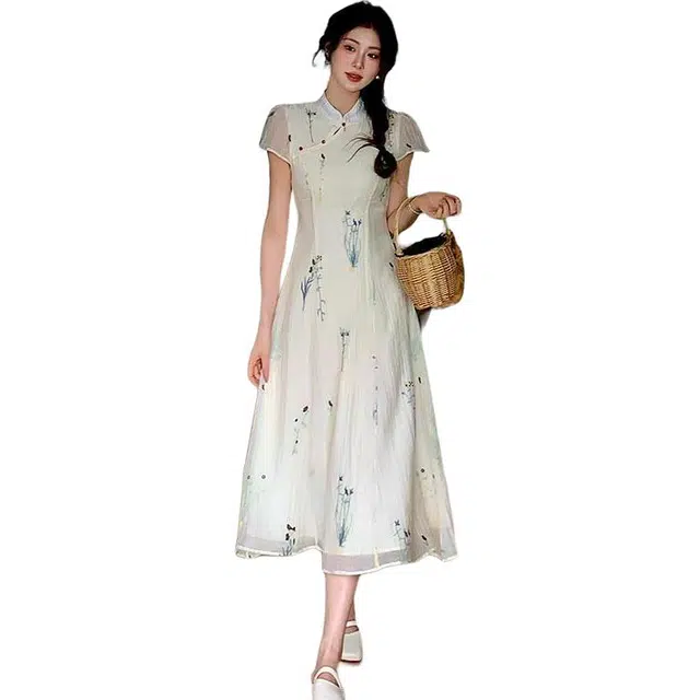 雾闪闪 复古日常年轻款花色立领通勤旗袍裙中腰短袖连衣裙 女款