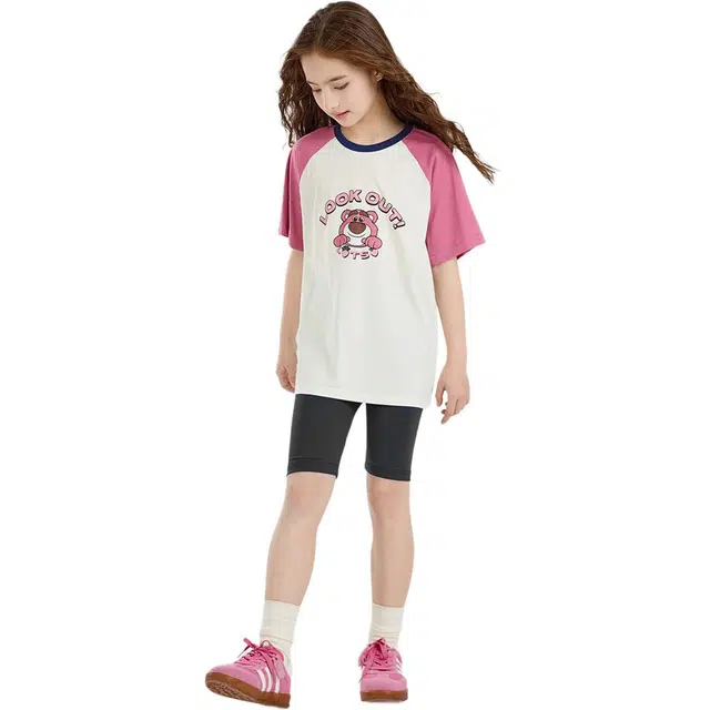 DisneyT