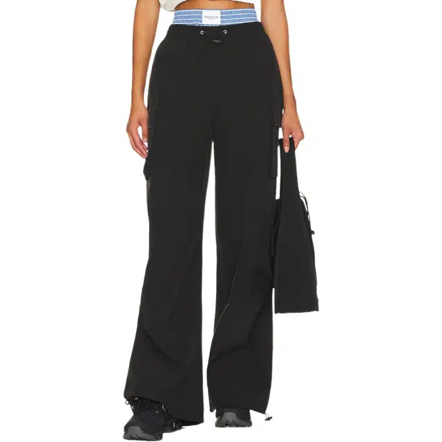 SUPERDOWN Josie Parachute Pant