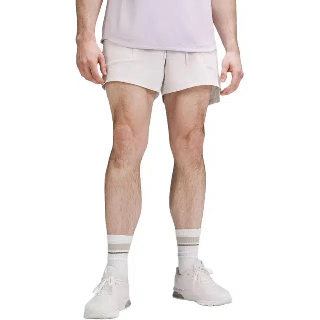 lululemon License to Train 5"