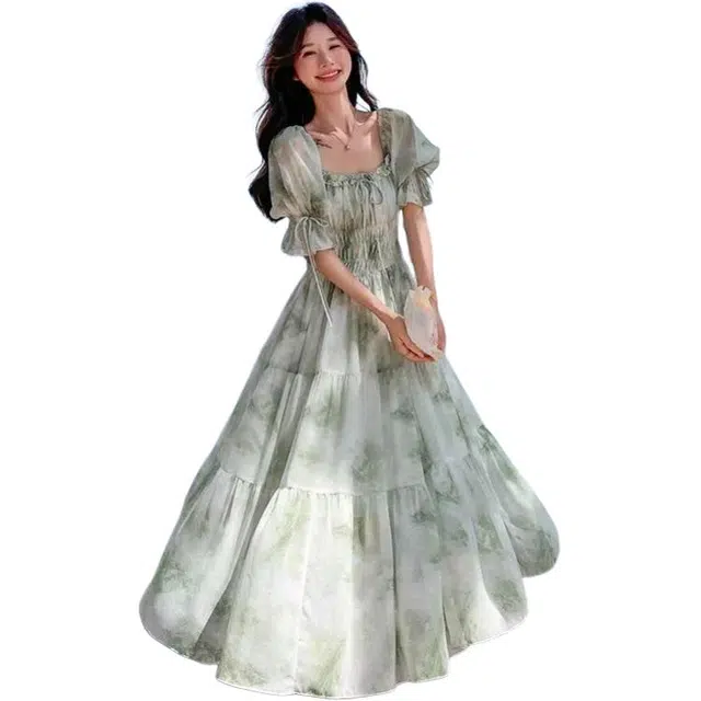 哒头下雨不愁 法式温柔风方领韩版收腰显瘦长款短袖连衣裙 女款