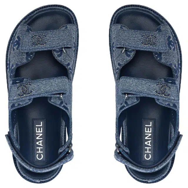 CHANEL 25S